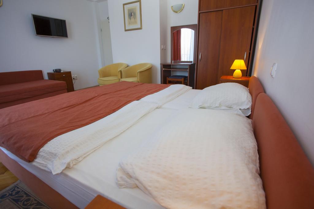 טוצפי Apartments Ankora מראה חיצוני תמונה